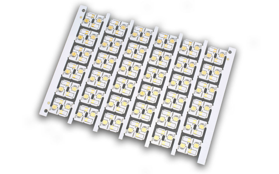 شراء لوحة الدوائر المعدنية الدقيقة MC PCB صلبة لمعدات الإضاءة التصنيع عبر الإنترنت